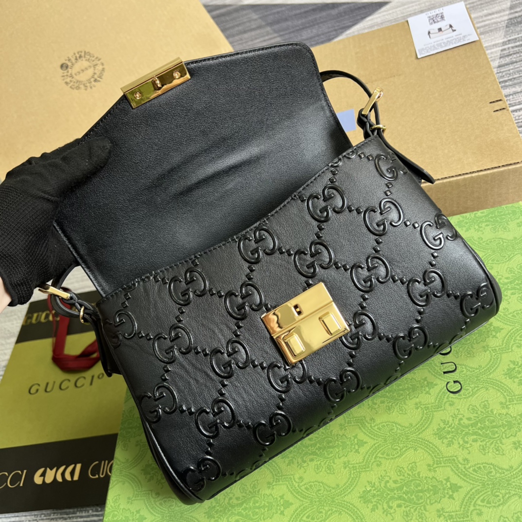 Gucci Satchel Bags